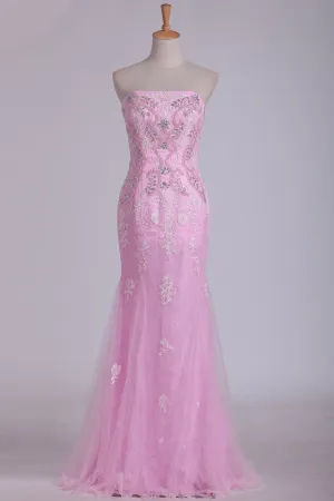 Column Strapless With Beading And Applique Prom Dresses Sweep Train