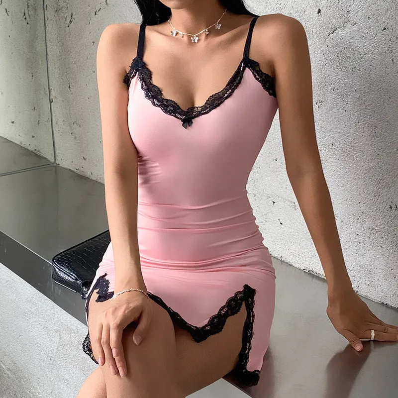 Lace stitching slit suspender dress