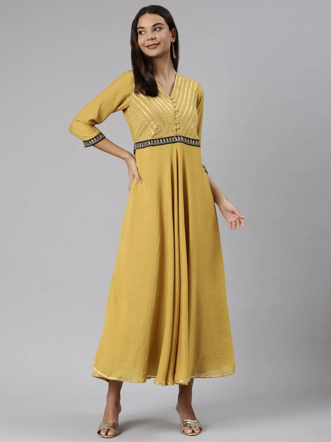 Neeru's Green Straight Casual Solid Dresses