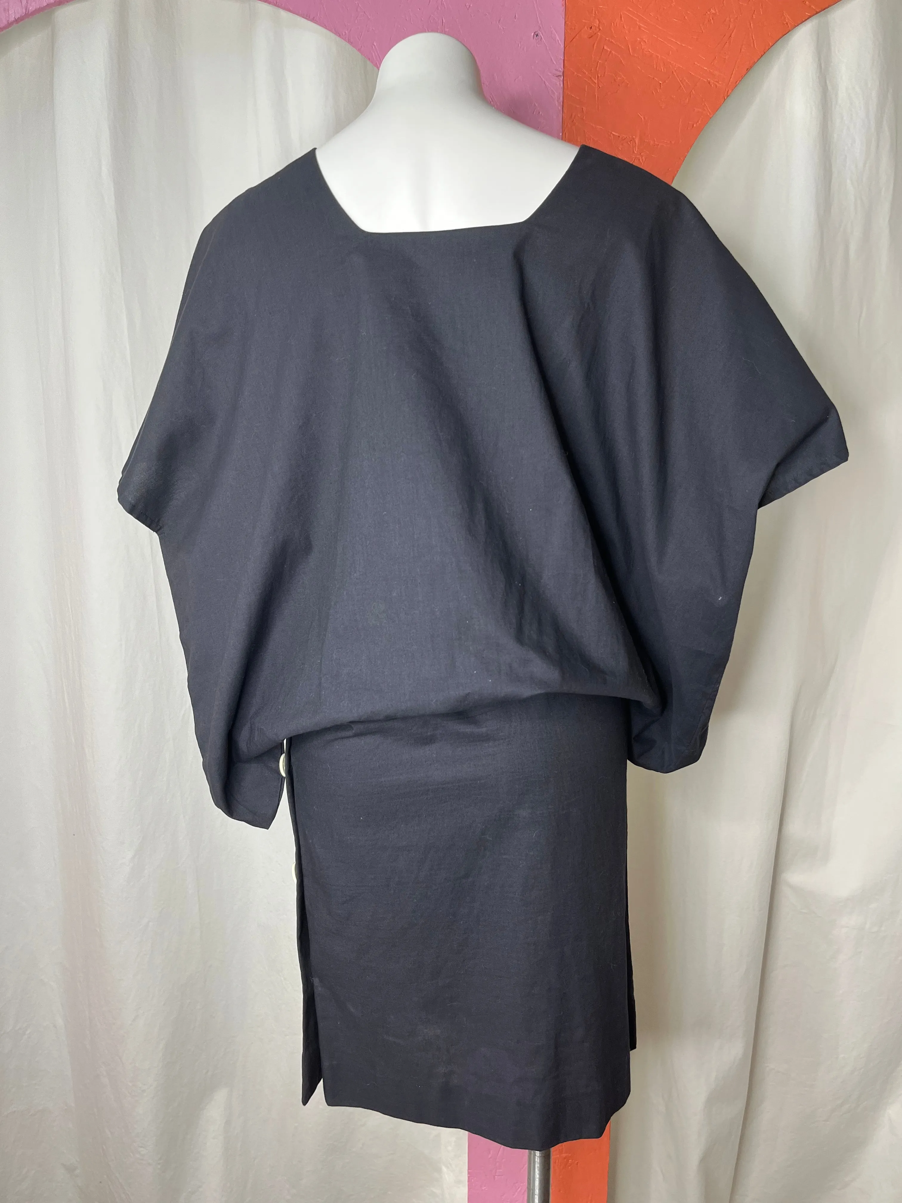 Vintage 80s | Black Oversized Sculptural Dolman Cape Dress | Size S M